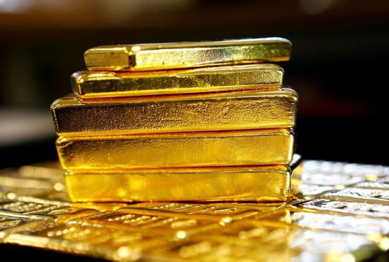 Giá vàng thế giới tăng mạnh sau khi Iran mở lại eo biển Hormuz